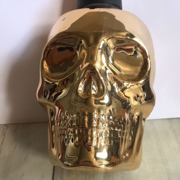 Bath and Body Works Halloween Gold Skull Soap Holder AND Soap - Brand New - Picture 5 of 10